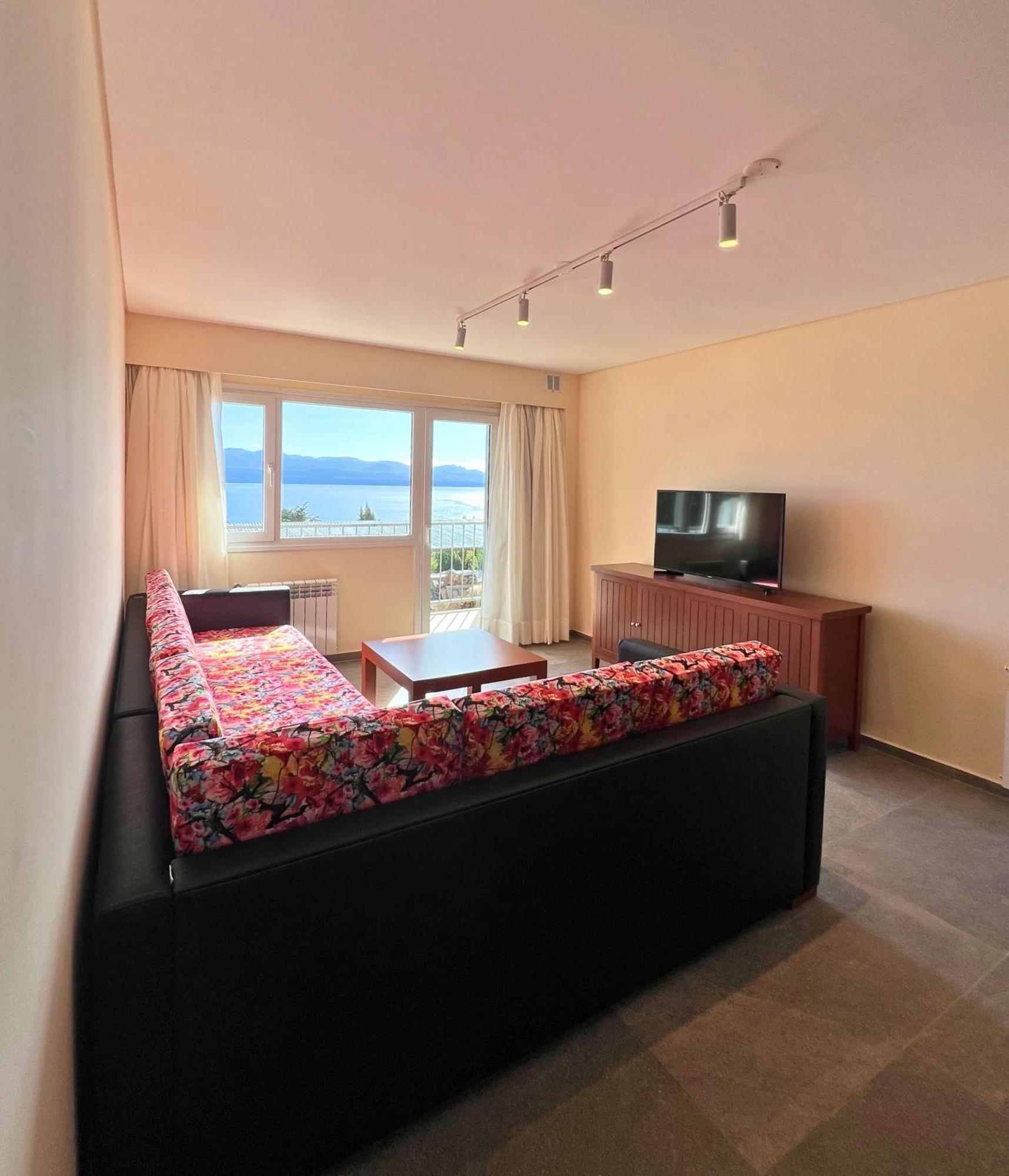 Huinid Pioneros Hotel San Carlos de Bariloche Værelse billede